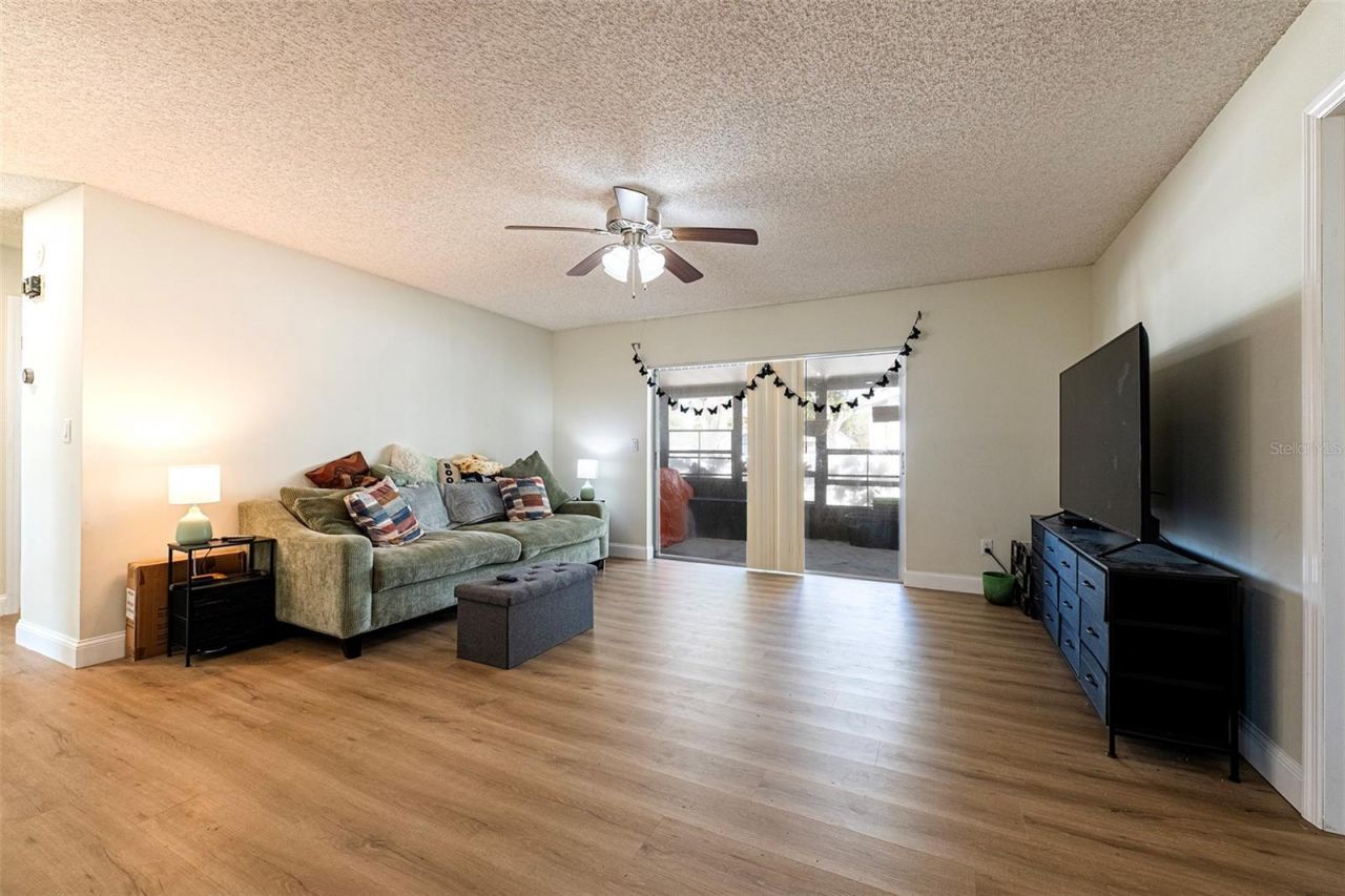 6401 Cedarbrook Drive S, Pinellas Park, FL 33782 Photo