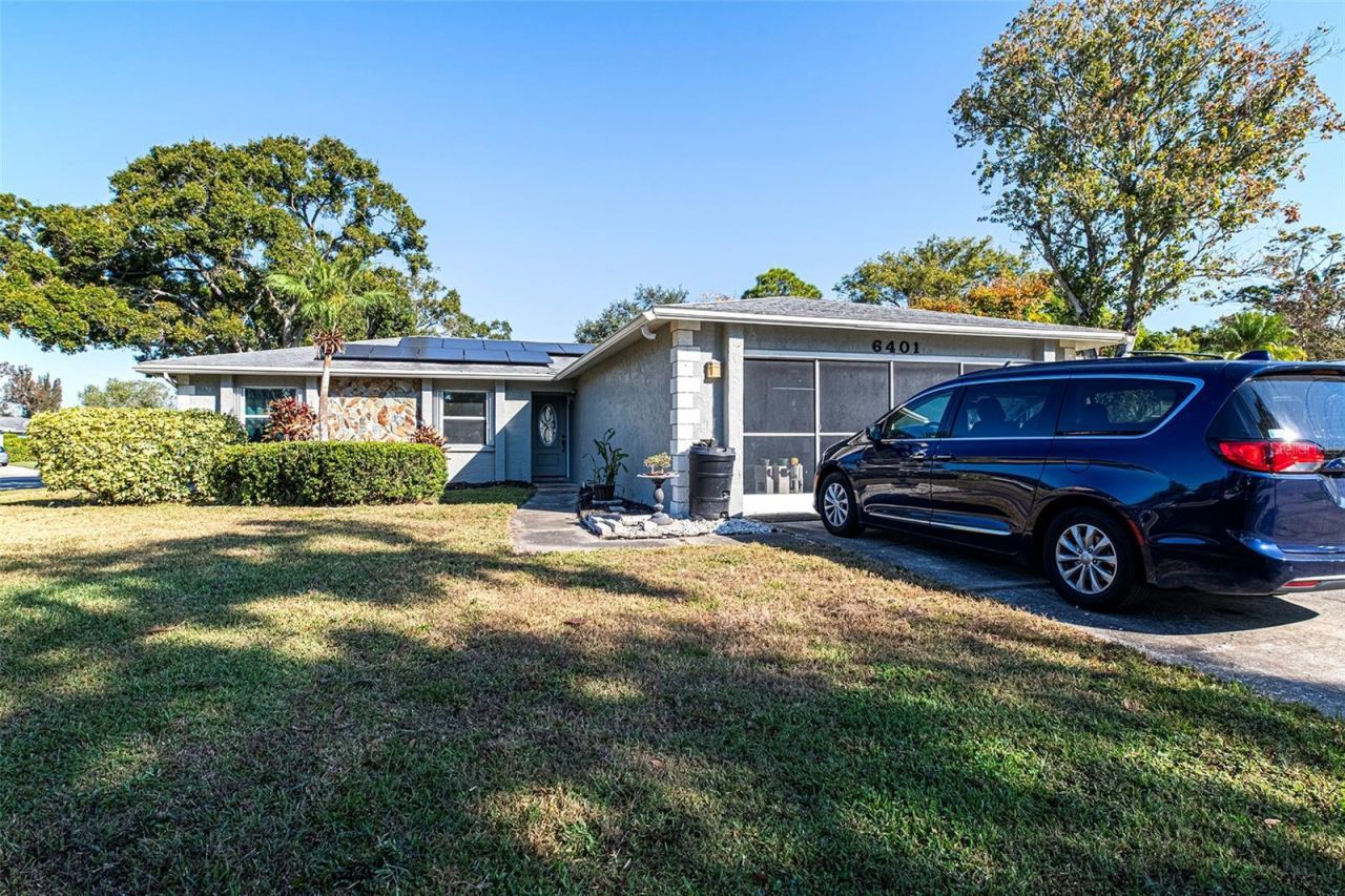 6401 Cedarbrook Drive S, Pinellas Park, FL 33782 Photo