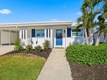 573 SPANISH DRIVE N, LONGBOAT KEY, FL 34228