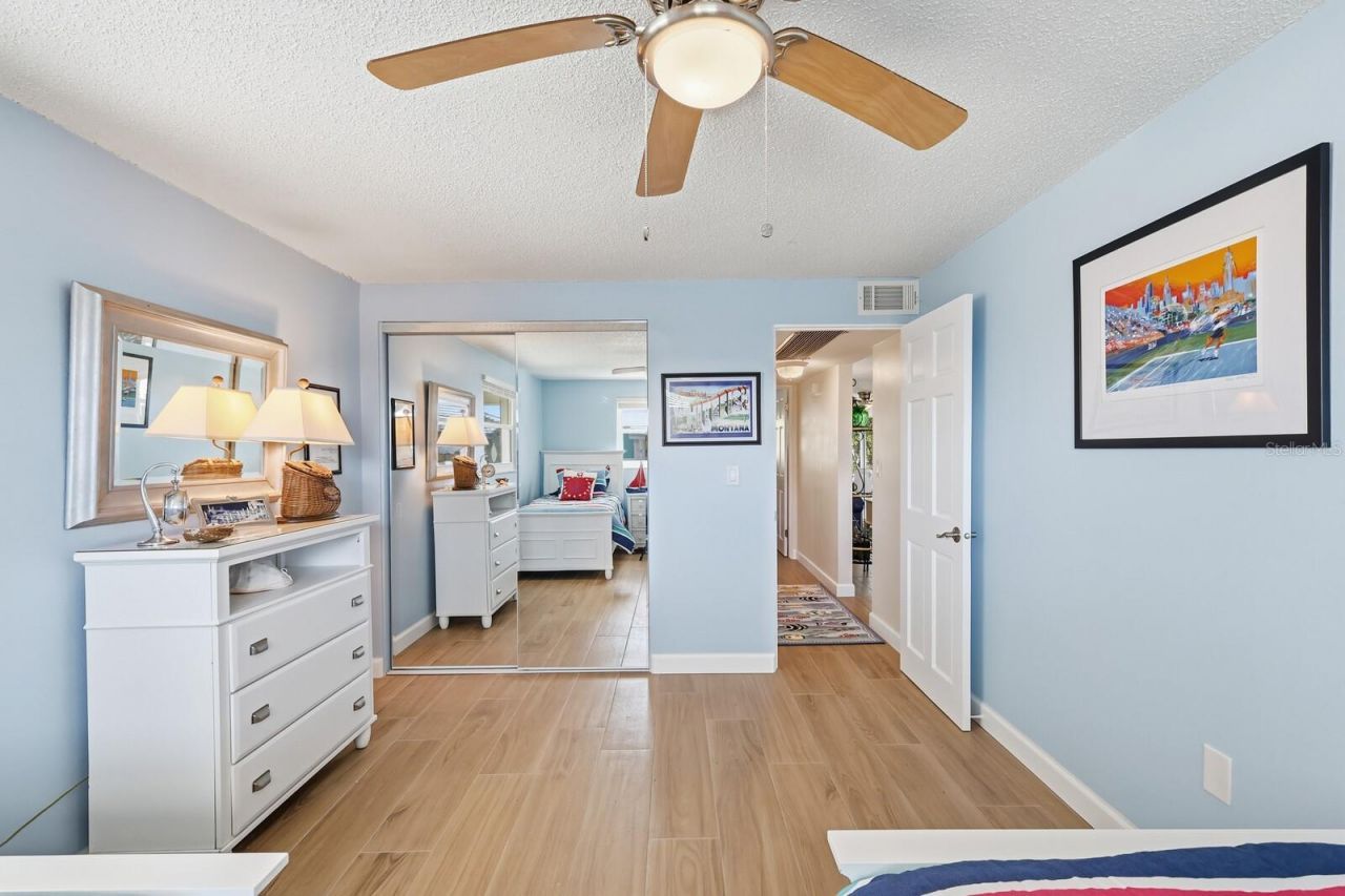 573 Spanish Drive N, Longboat Key, FL 34228 Photo