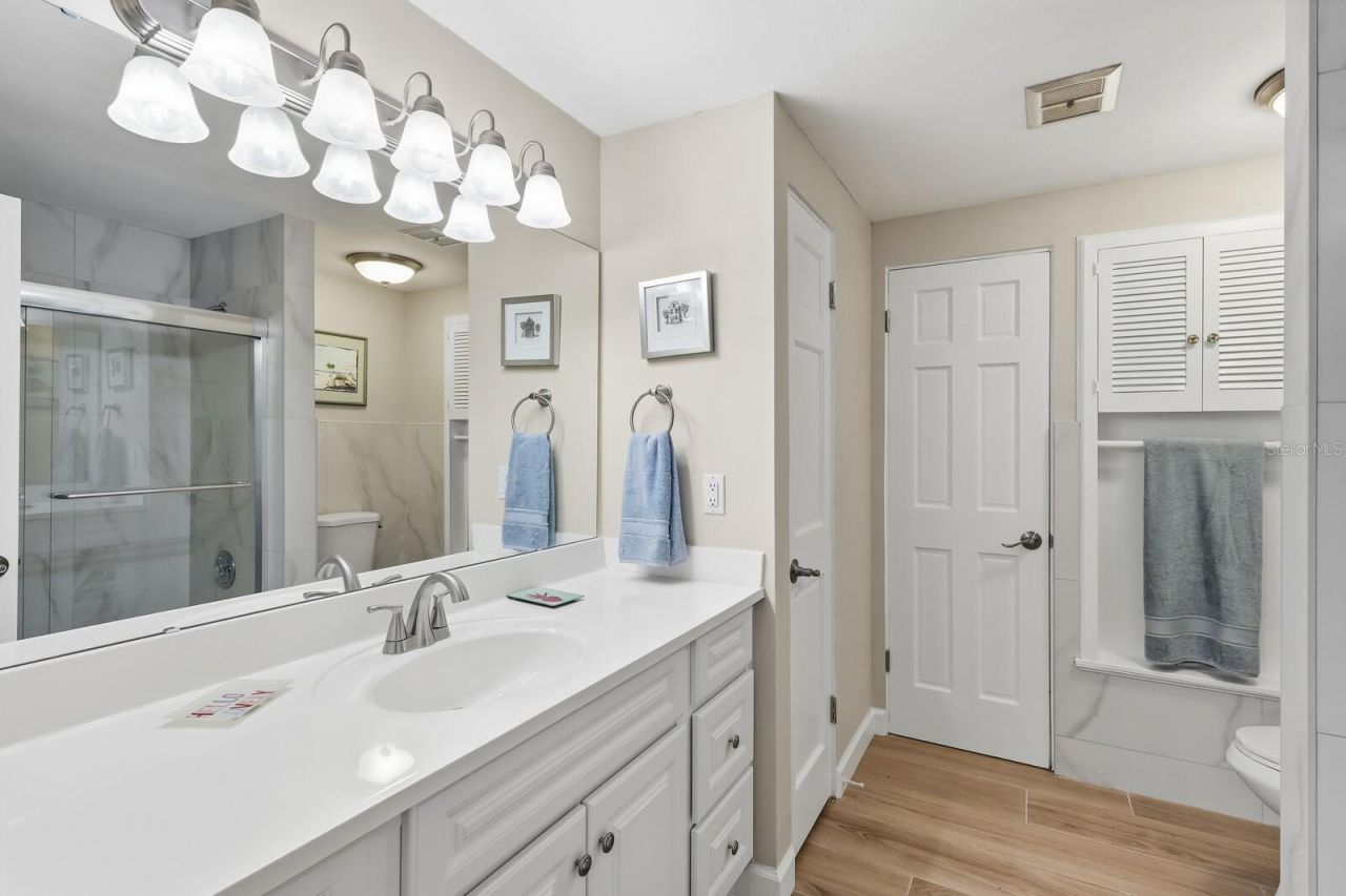 573 Spanish Drive N, Longboat Key, FL 34228 Photo