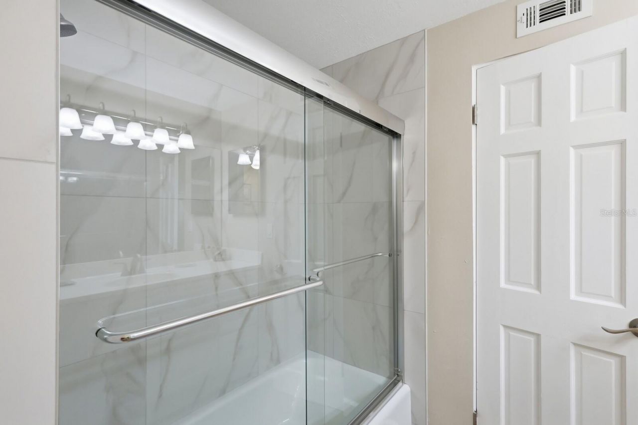 573 Spanish Drive N, Longboat Key, FL 34228 Photo