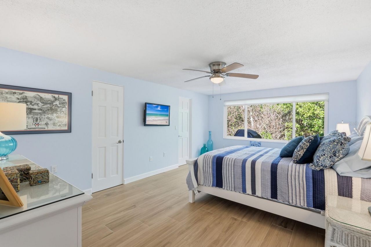 573 Spanish Drive N, Longboat Key, FL 34228 Photo