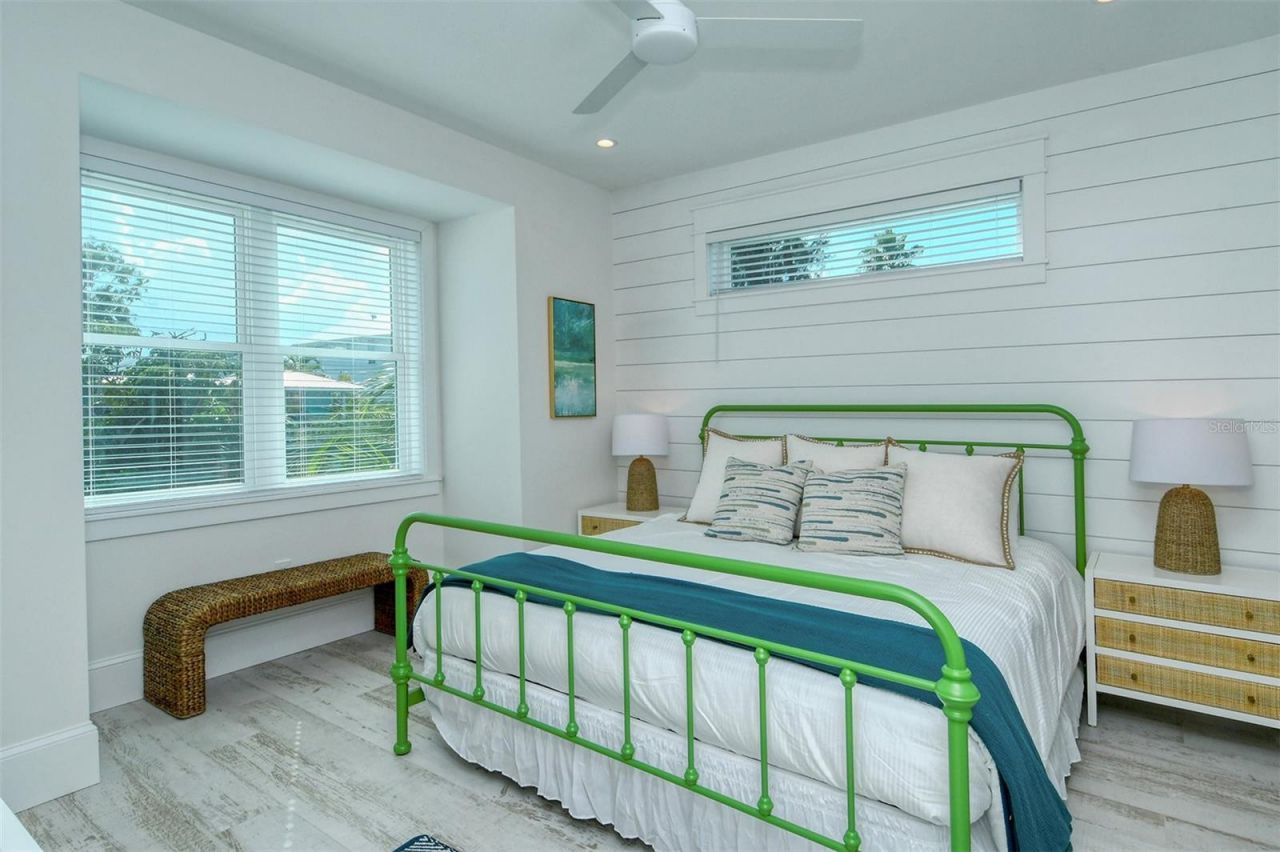 2406 Avenue C, Bradenton Beach, FL 34217 Photo