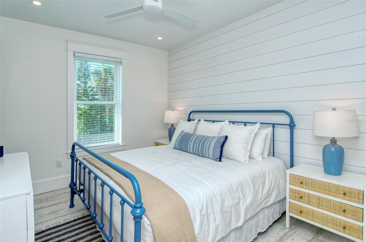 2406 Avenue C, Bradenton Beach, FL 34217 Photo