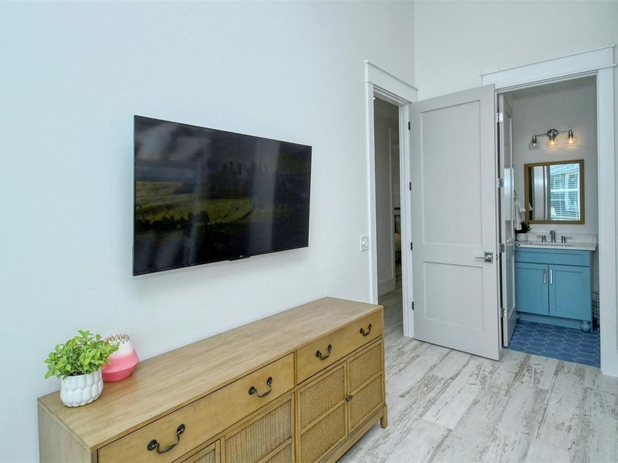 Property Image 58