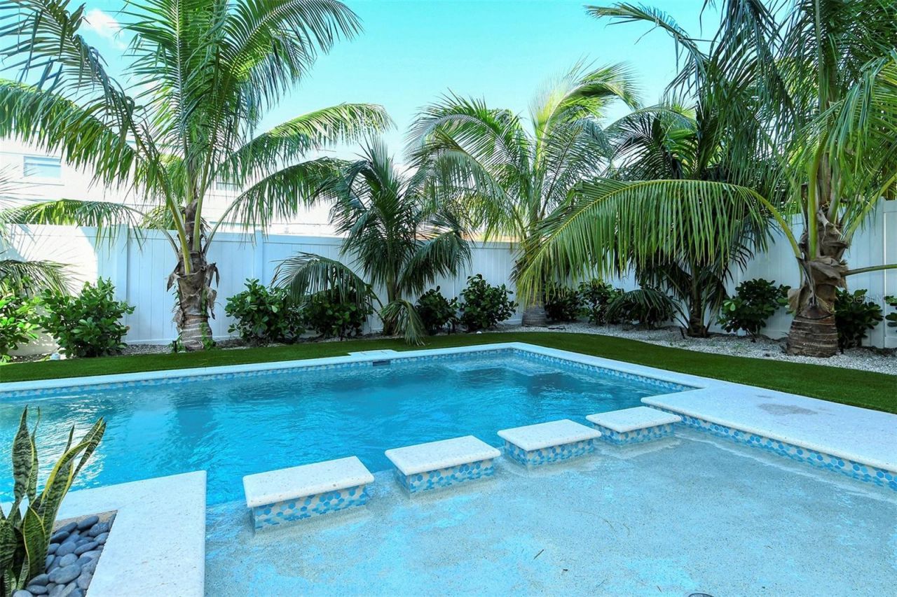 2406 Avenue C, Bradenton Beach, FL 34217 Photo