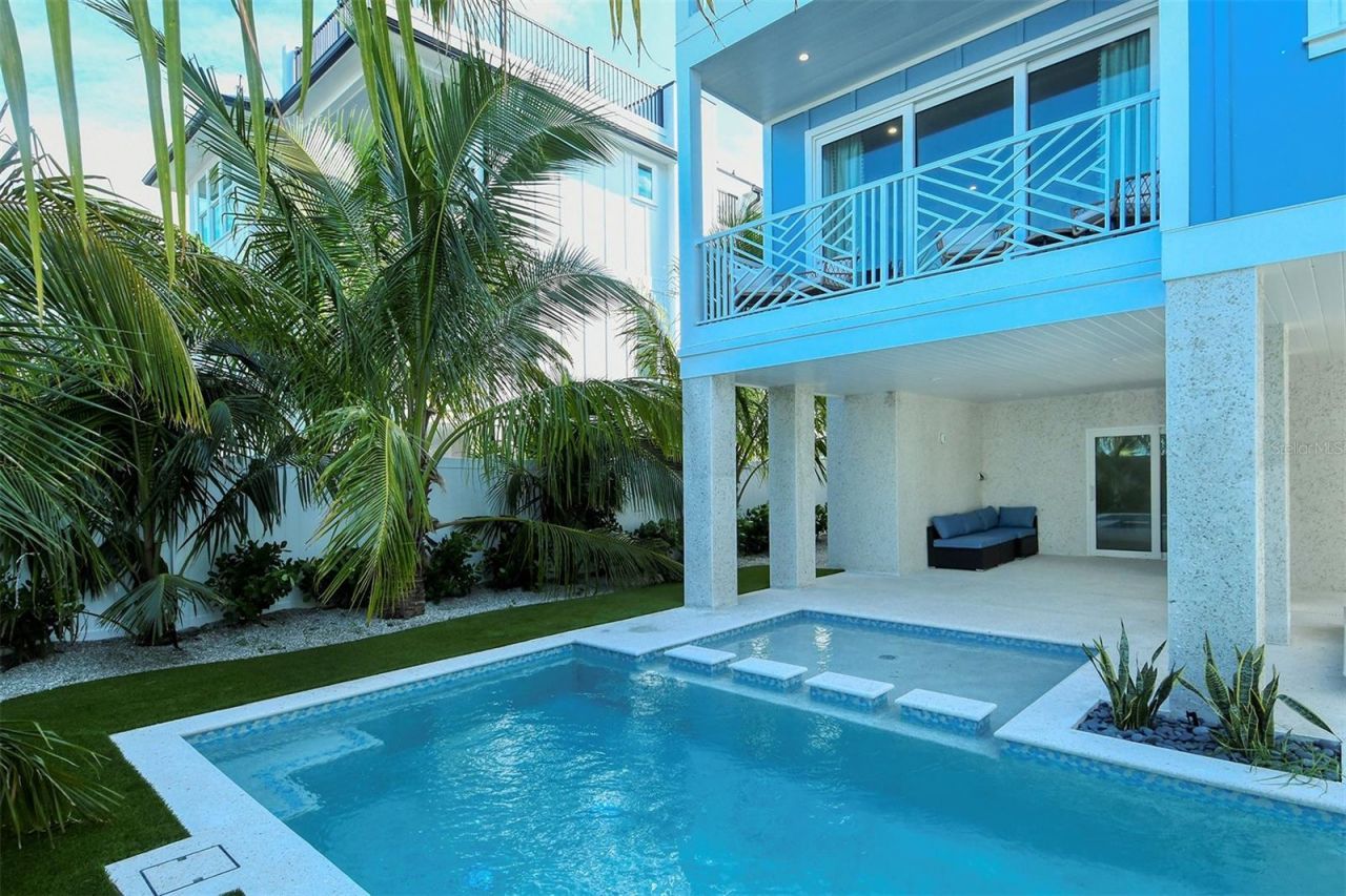 2406 Avenue C, Bradenton Beach, FL 34217 Photo