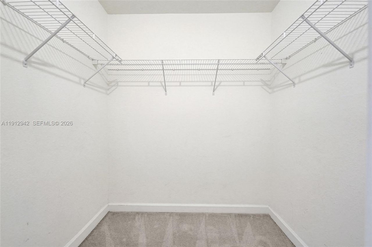 100 Jacaranda Country Club Dr, Unit 203, Plantation, FL 33324 Photo
