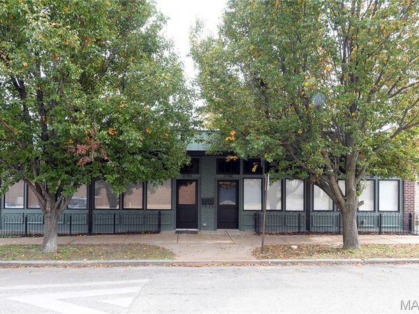 3186 Oak Hill Avenue, St Louis, MO 63116