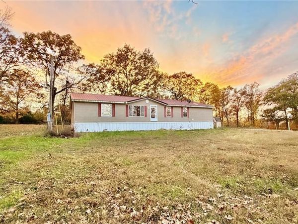 27110 Stoddard Drive, Laquey, MO 65534