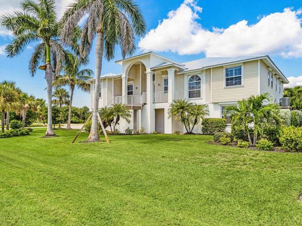 3351 Barra Circle, Sanibel, FL 33957
