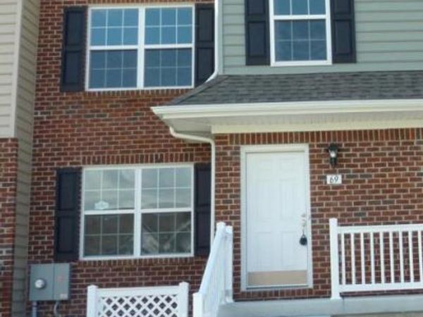 69 COTSWOOD COURT, SMYRNA, DE 19977