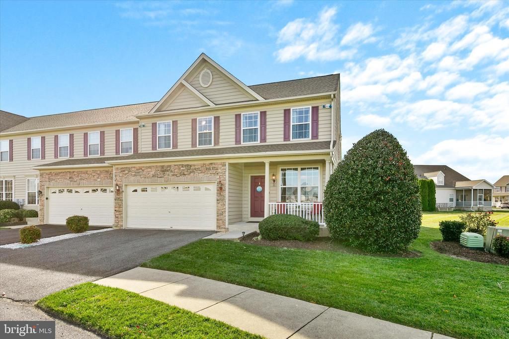 33568 Westgate Circle, Unit 1, Lewes, DE 19958 Main Photo