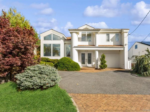 2729 Shore Drive, Merrick, NY 11566