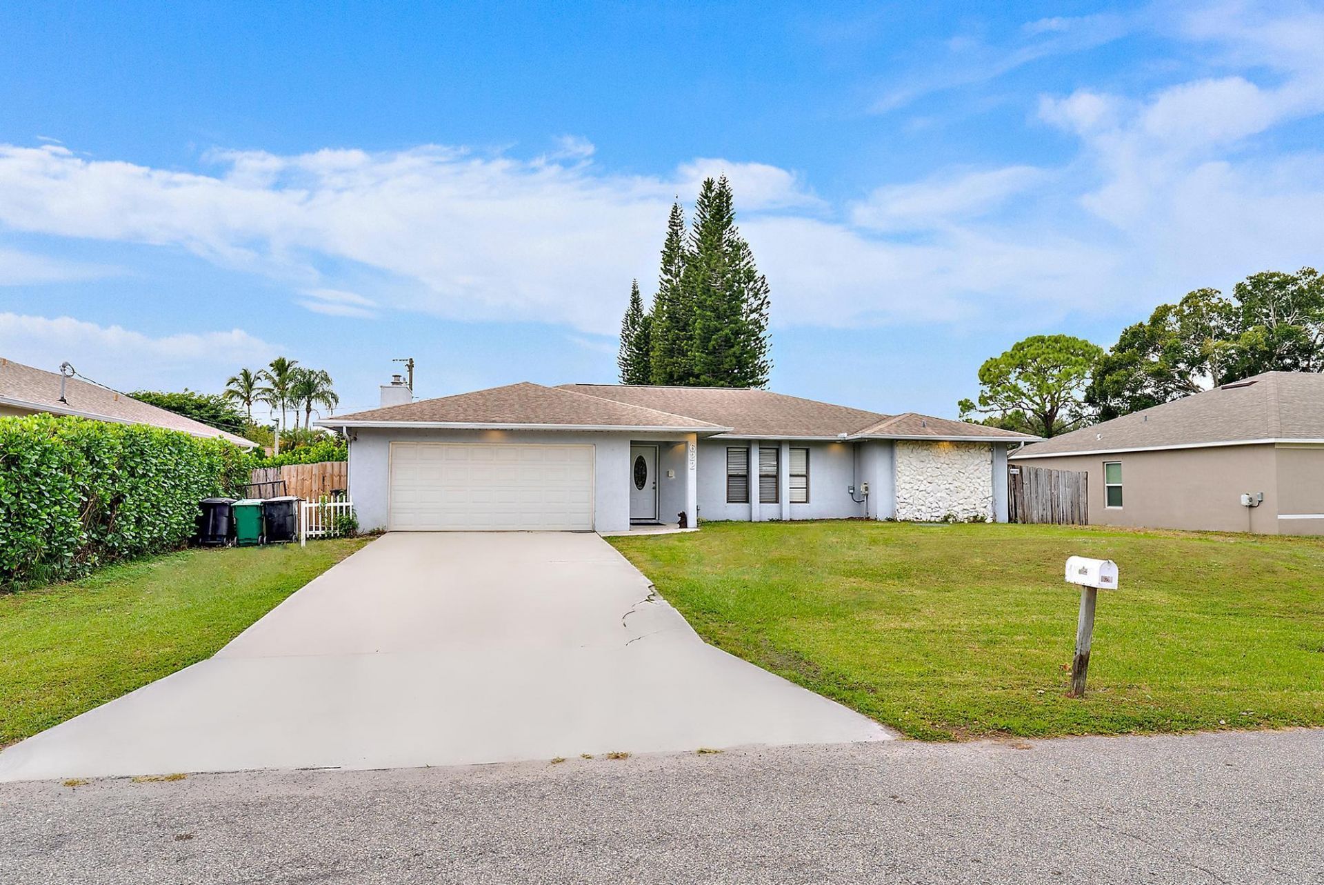 622 SW Hogan Street, Port Saint Lucie, FL 34983 Photo