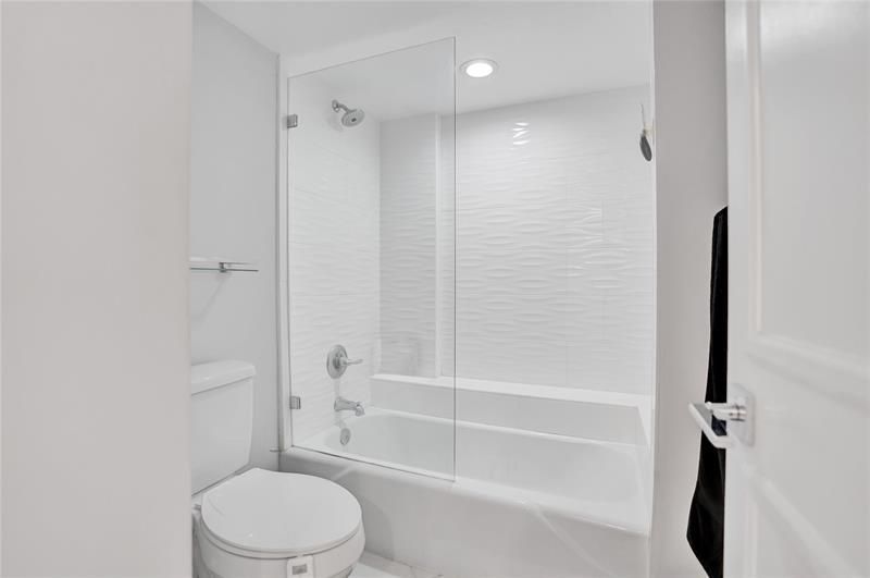 1150 Hillsboro Mile, Unit 1016, Hillsboro Beach, FL 33062 Photo