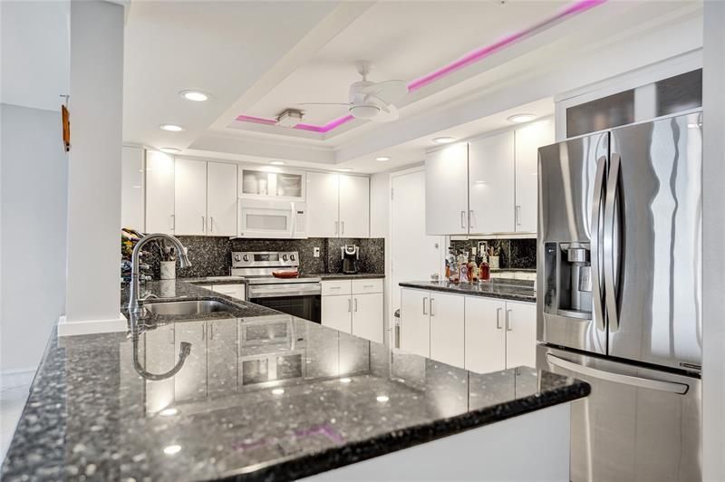 1150 Hillsboro Mile, Unit 1016, Hillsboro Beach, FL 33062 Photo