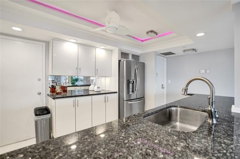 1150 Hillsboro Mile, Unit 1016, Hillsboro Beach, FL 33062 Photo