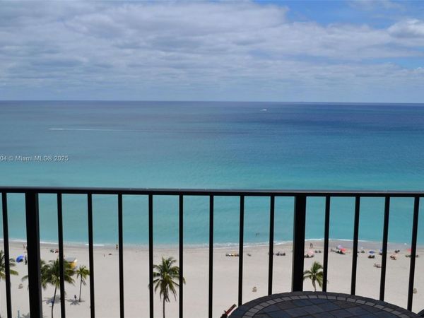2101 S Ocean Dr, Unit 1702, Hollywood, FL 33019