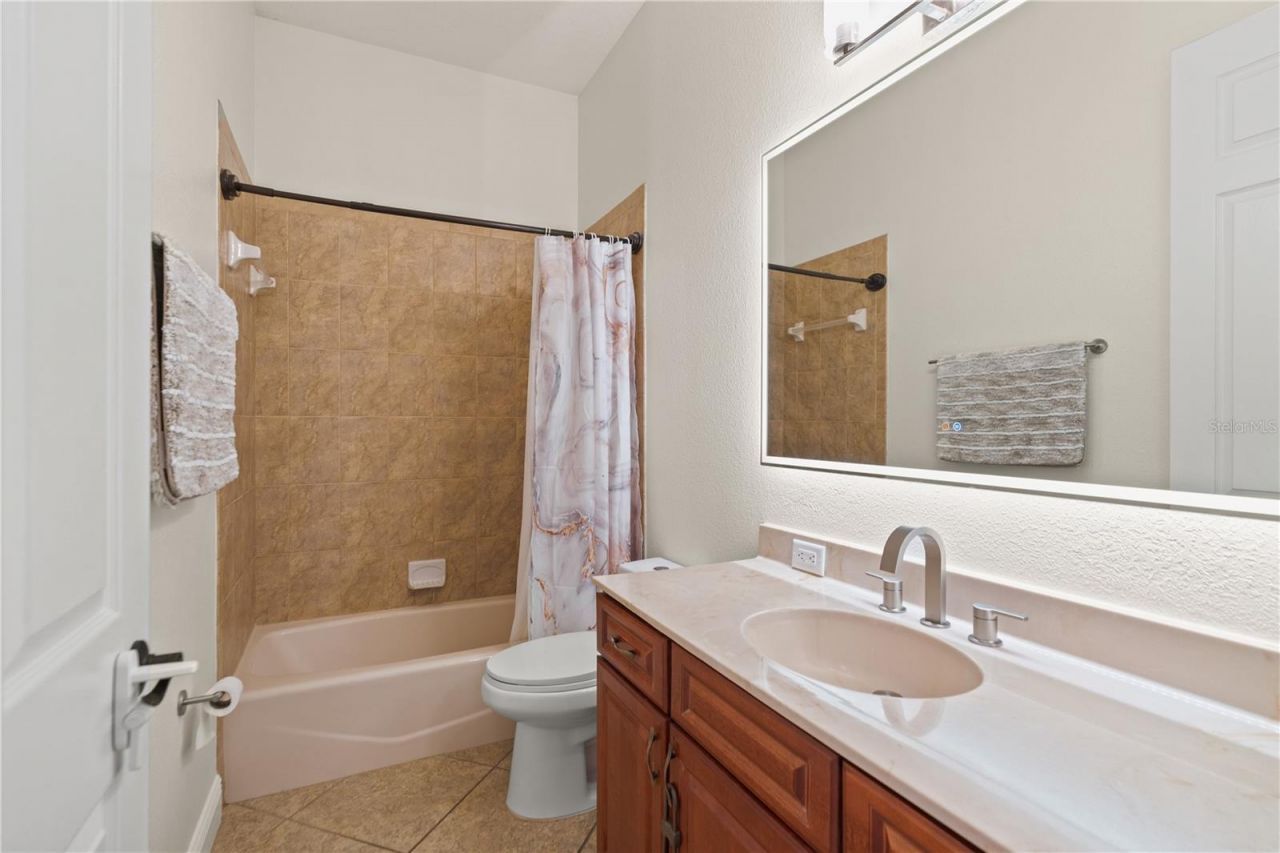 2550 Grand Lakeside Drive, Palm Harbor, FL 34684 Photo