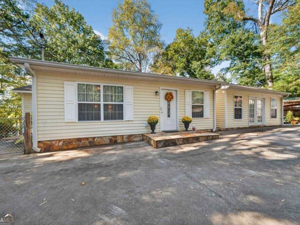 130 W Daylight Drive, Eatonton, GA 31024