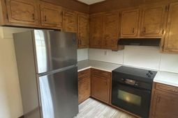 7744 Rosin Drive photo 4