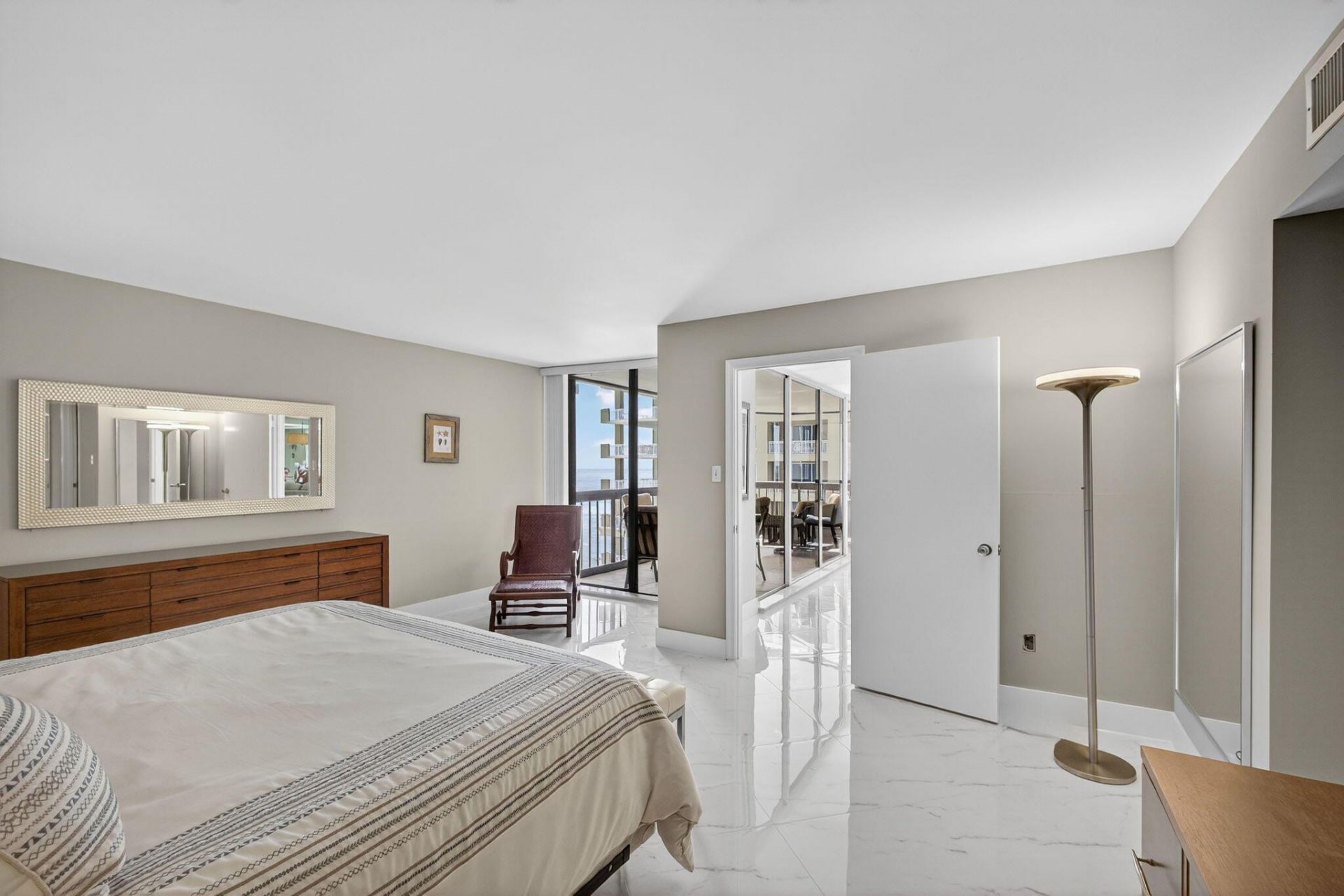 5380 N Ocean Drive, Unit 12c, Singer Island, FL 33404 Photo