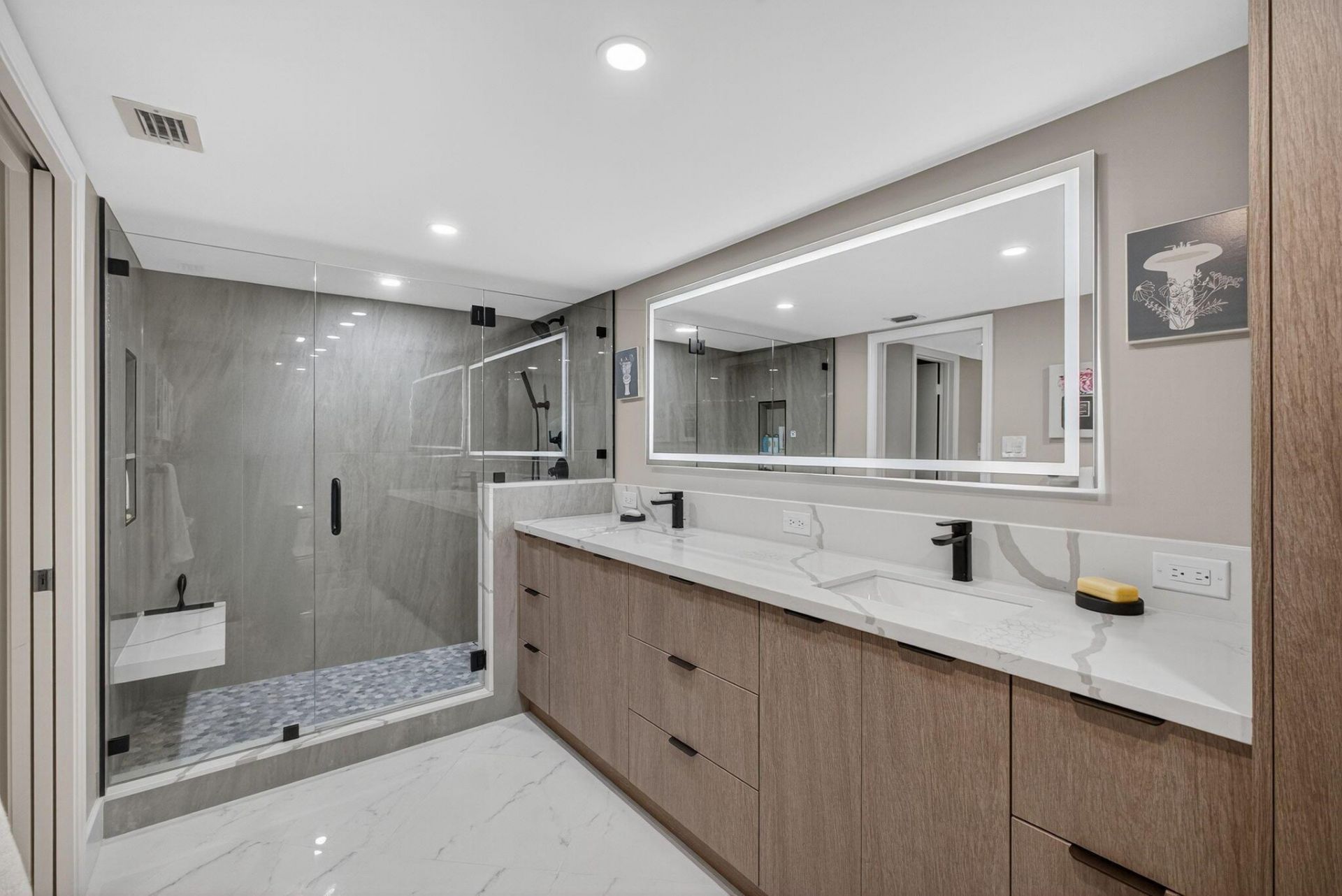 5380 N Ocean Drive, Unit 12c, Singer Island, FL 33404 Photo