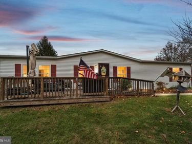 19 WILDBRIAR COURT, HARLEYSVILLE, PA 19438