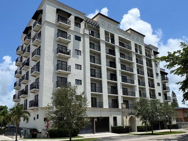 1801 SW 32nd Ave, Unit 504, Miami, FL 33145