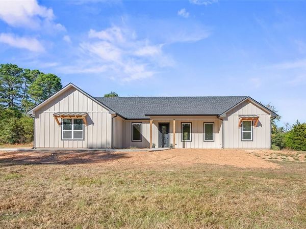1370 County Road 1660 , Alba, TX 75410