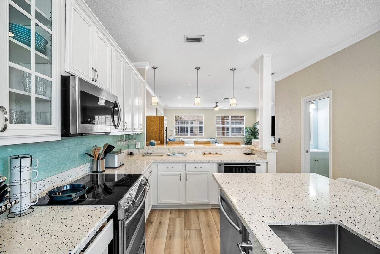 124 Harbors Way, Boynton Beach, FL 33435 Photo