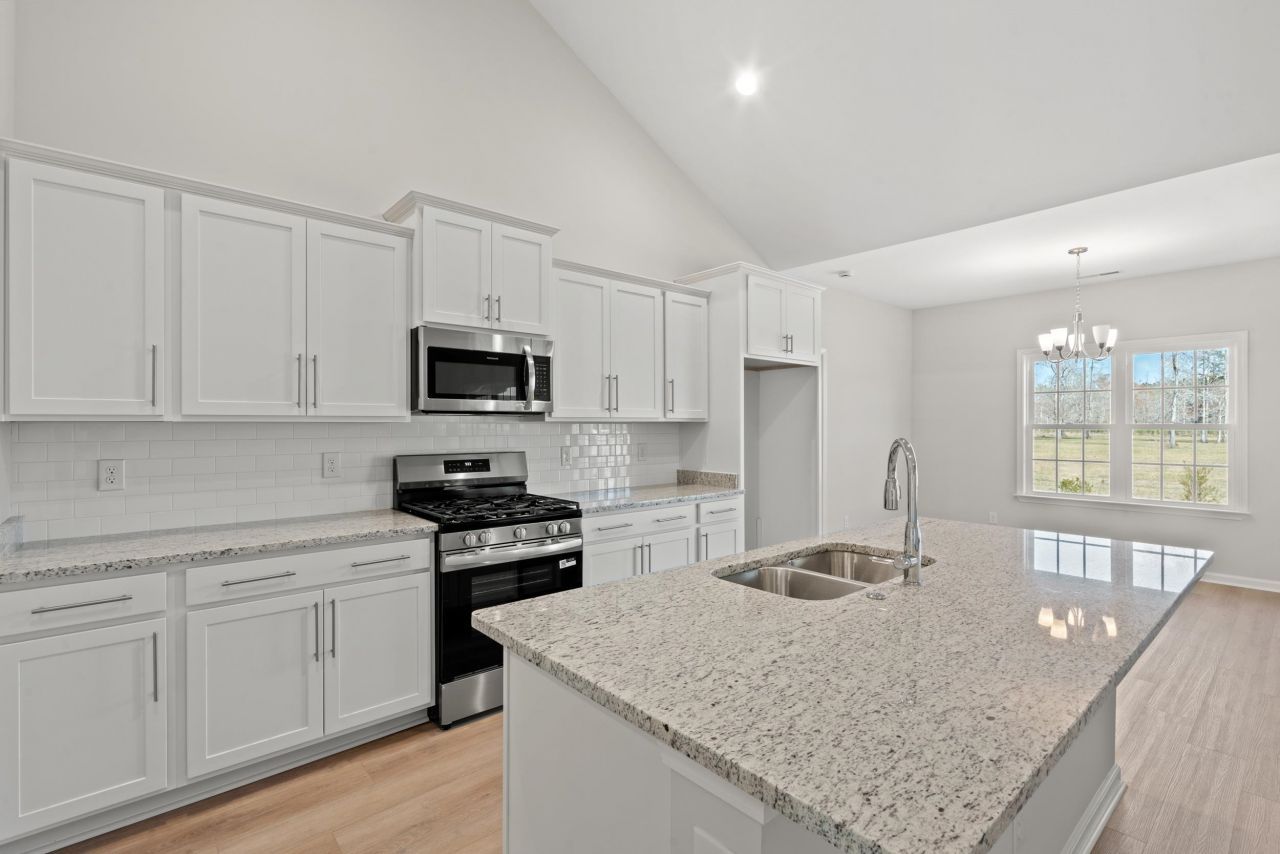 1242 Cypress Shoal Dr. Photo 4