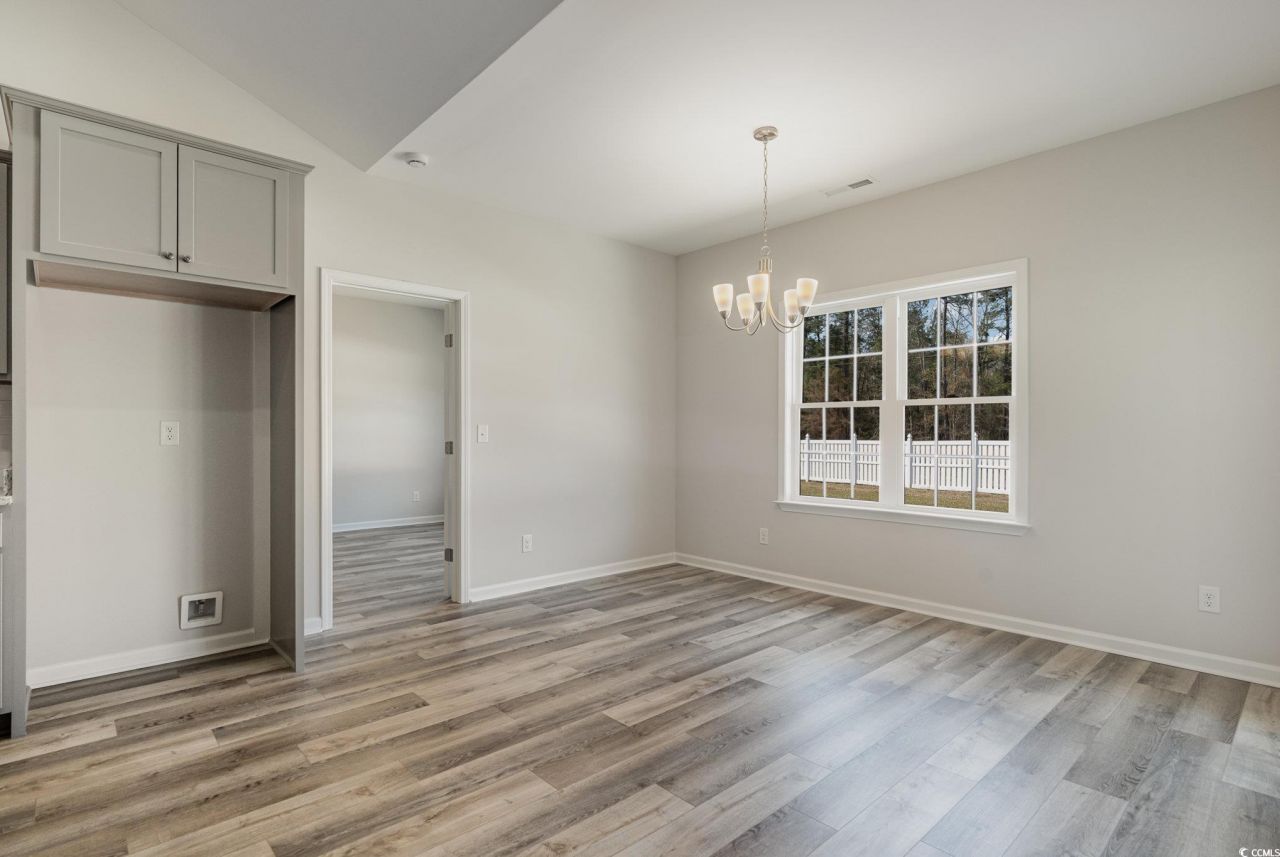 1242 Cypress Shoal Dr. Photo 8