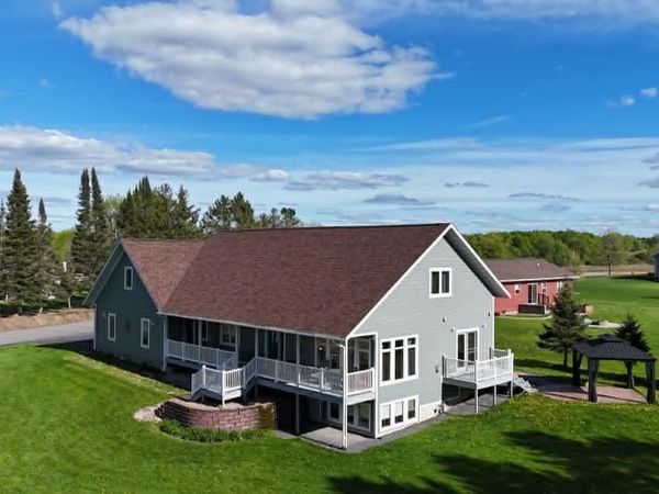 213632 COZY LANE, Stratford, WI 54484