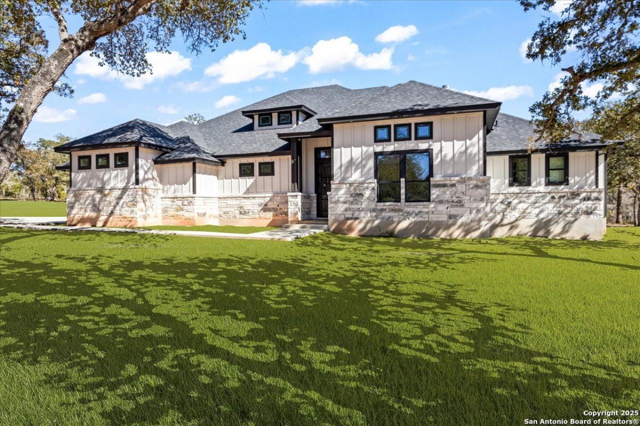 164 Hondo Ridge, La Vernia, TX 78121 Main Photo