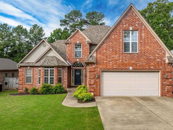 121 Lily Drive, Maumelle, AR 72113