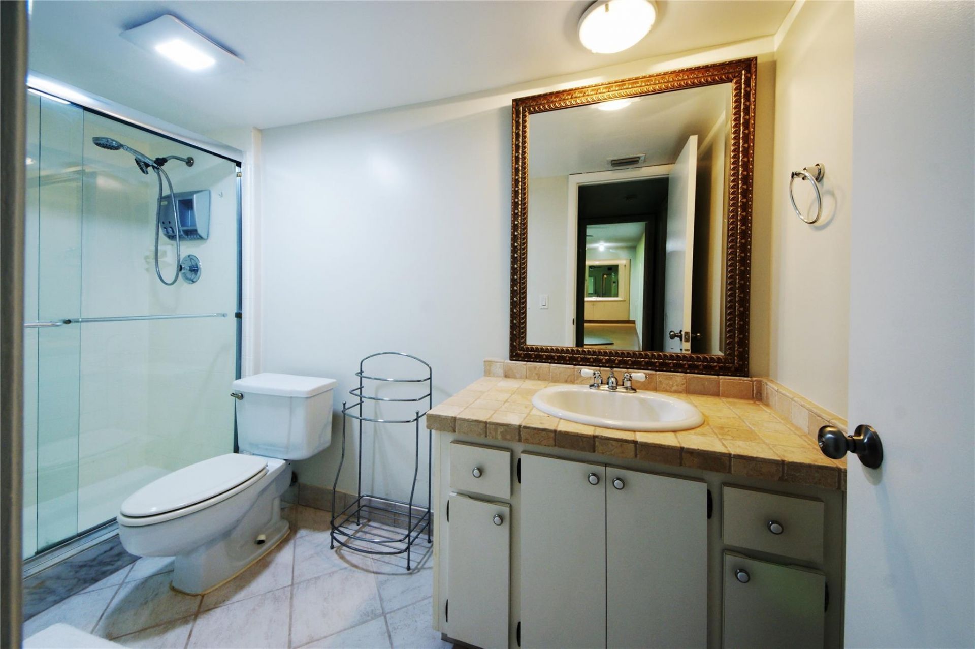 1700 Embassy Dr, Unit 504, West Palm Beach, FL 33401 Photo