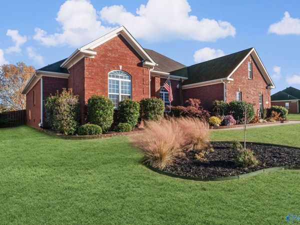 365 Weatherford Drive NW, Madison, AL 35757