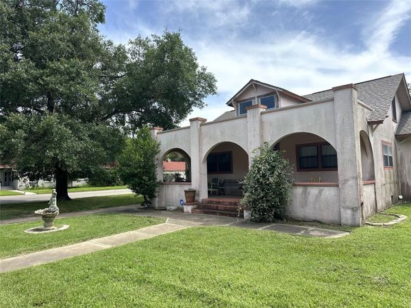 258 South Washington ST, La Grange, TX 78945