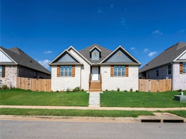 4300 SW Adams Road , Bentonville, AR 72713