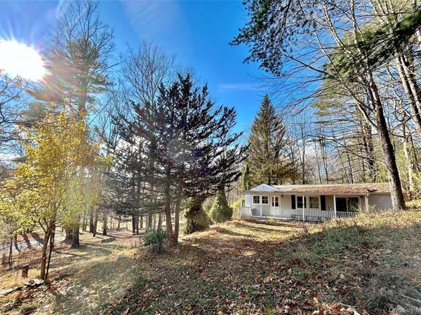 335 Tempaloni Rd, Spring Glen, NY 12483