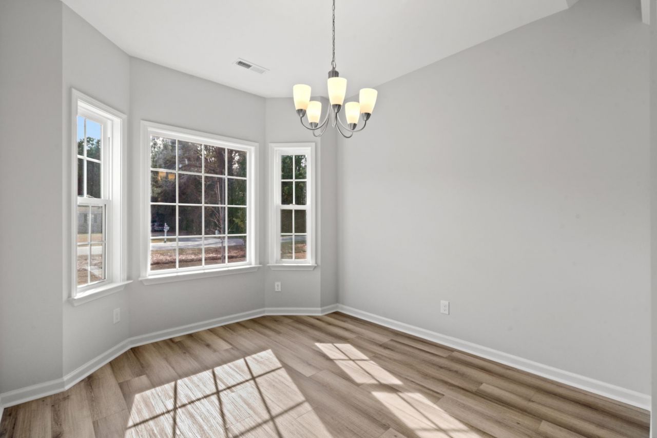 243 Stillbrook Dr. Photo 5