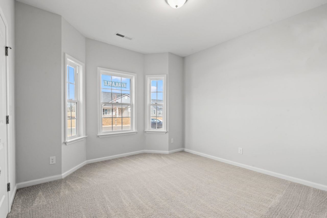 243 Stillbrook Dr. Photo 9