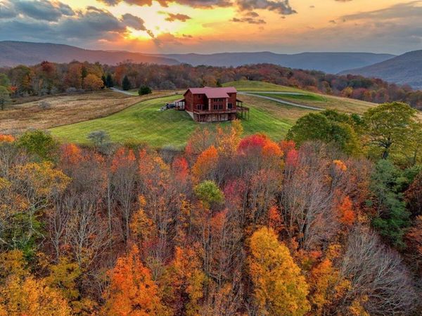 3106 Mac-O-Cheek Way, Slatyfork, WV 26291