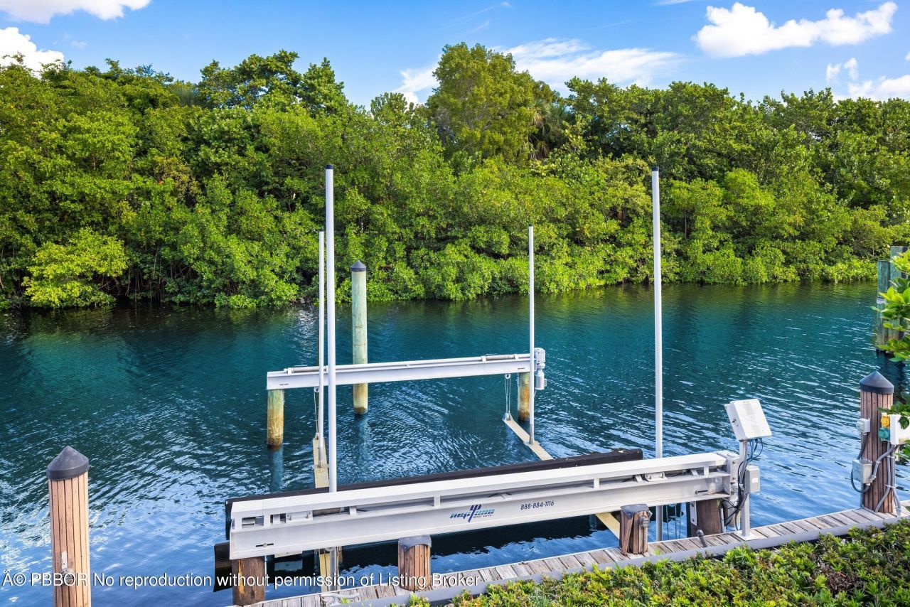 853 Harbour Isles Place, North Palm Beach, FL 33410 Photo