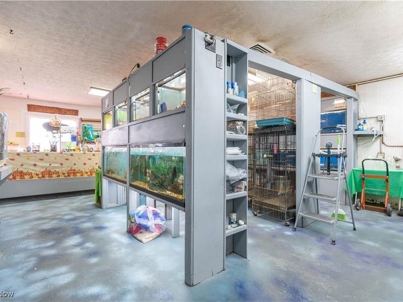 2004-2006 Locust Street S, Canal Fulton, OH 44614 Photo 11