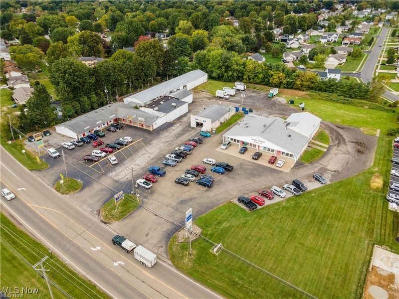 2006 Locust Street S, Canal Fulton, OH 44614 Photo 2