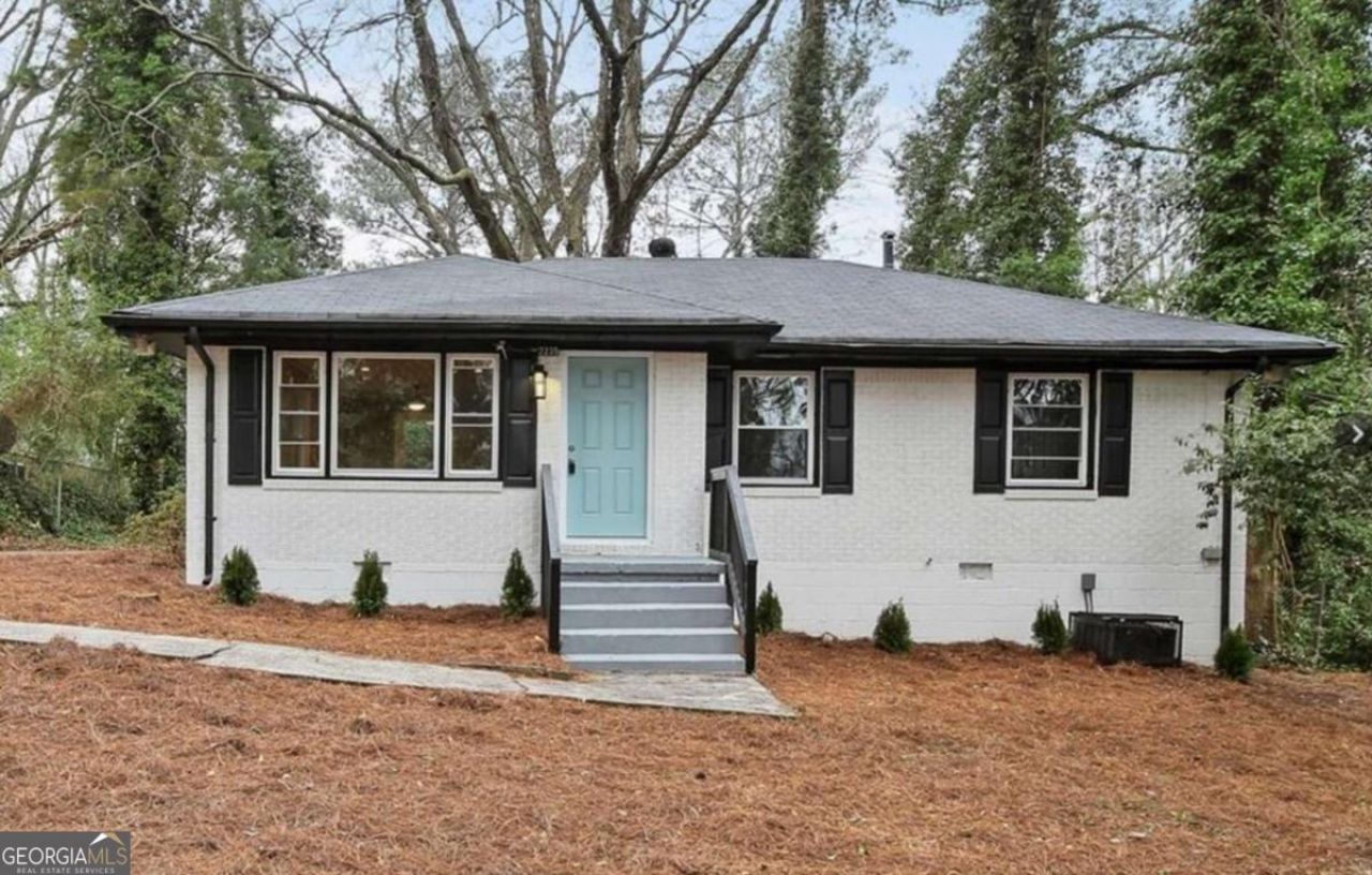 2235 Holly Hill Drive, Decatur, GA 30032 Main Photo